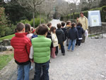 Bambini delle scuole in visita